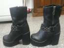 haz click para ver mas detalles de  Botas